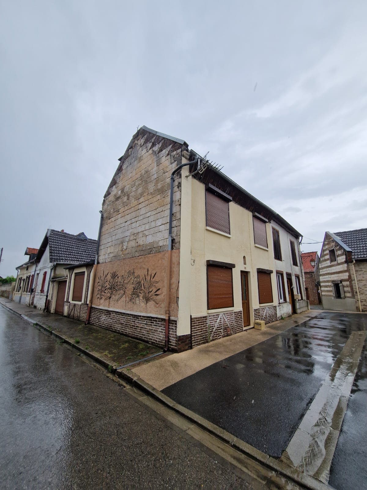 Avant - photo 1